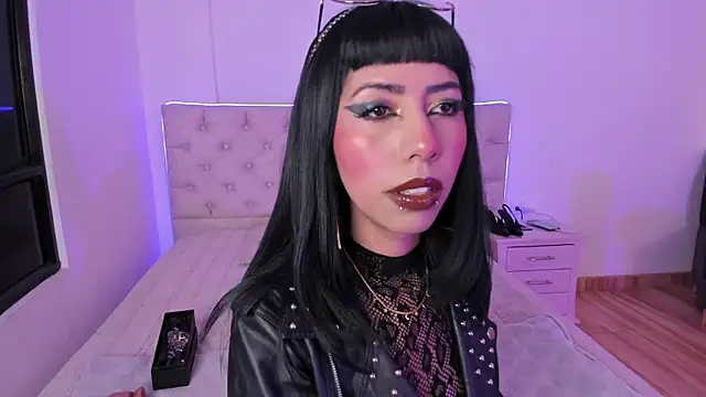 Nina fox 0691 online show from May 7, 2026, 3:17 pm