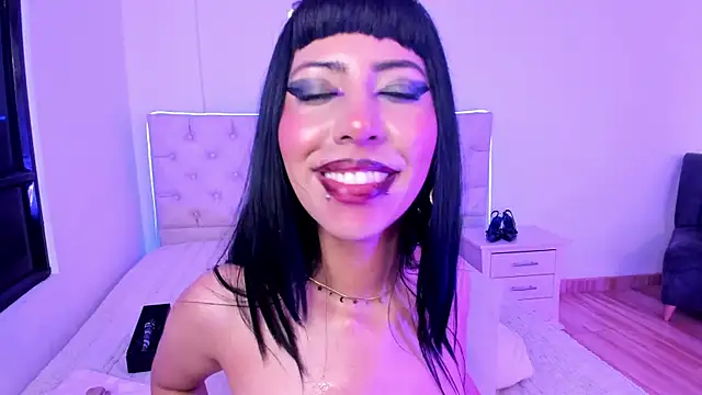 Snapshot of Nina_fox_0691 chatting on May 16, 2026, 12:07 am Nina fox 0691 online show from May 16, 2026, 12:07 am