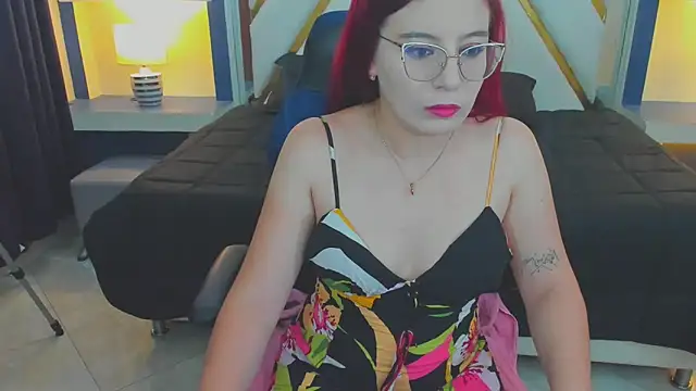 Snapshot of allison_mc chatting on November 13, 2025, 4:22 am allison mc online show from November 13, 2025, 4:22 am