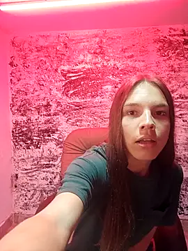 Snapshot of Prins001 chatting on October 14, 2025, 11:44 am Prins001 online show from October 14, 2025, 11:44 am
