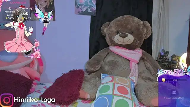 Snapshot of Himiiko_toga chatting on April 24, 2026, 12:57 am Himiiko toga online show from April 24, 2026, 12:57 am