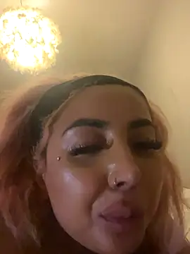 zara bellexx online show from November 10, 2025, 3:38 am