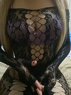 Sexy-Meryam online show from May 7, 2026, 2:28 am