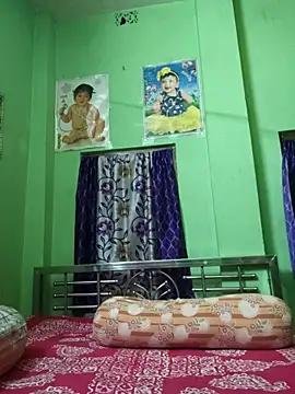 Snapshot of MAGGO-11 chatting on October 18, 2025, 10:49 am MAGGO-11 online show from October 18, 2025, 10:49 am