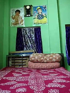 Snapshot of MAGGO-11 chatting on November 3, 2025, 5:58 pm MAGGO-11 online show from November 3, 2025, 5:58 pm