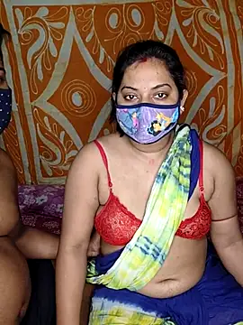 Snapshot of MAGGO-11 chatting on November 15, 2025, 6:26 pm MAGGO-11 online show from November 15, 2025, 6:26 pm