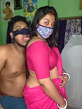 Snapshot of MAGGO-11 chatting on November 24, 2025, 6:51 pm MAGGO-11 online show from November 24, 2025, 6:51 pm