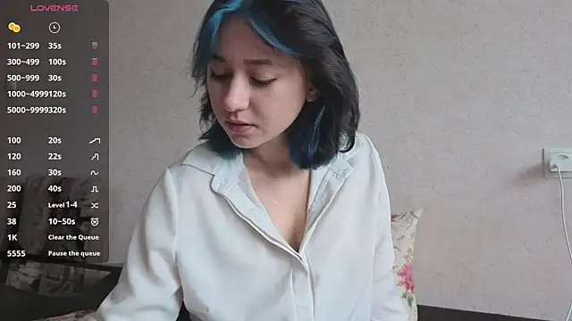 MiaLovelyOne online show from June 20, 2026, 8:50 am