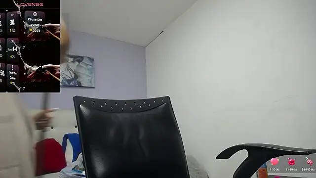 soffycarter1 online show from June 13, 2026, 10:29 pm