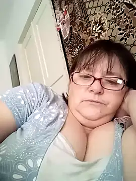 Snapshot of MilaCold5443 chatting on February 28, 2026, 9:21 am MilaCold5443 online show from February 28, 2026, 9:21 am