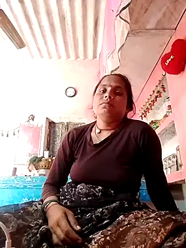 Rekhaji34 online show from October 12, 2025, 5:50 am
