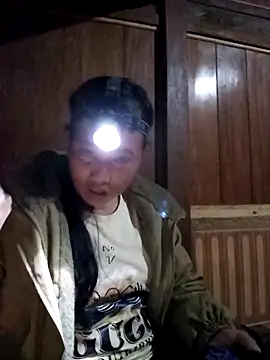 jerry-xx online show from March 21, 2026, 12:32 pm