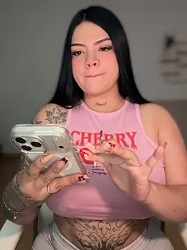 Snapshot of dulcemarianh_ chatting on June 23, 2026, 4:10 am dulcemarianh online show from June 23, 2026, 4:10 am