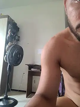 Snapshot of discreto_17 chatting on November 1, 2025, 3:25 pm discreto 17 online show from November 1, 2025, 3:25 pm