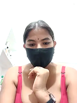 Hot radhaji online show from November 20, 2025, 9:09 am