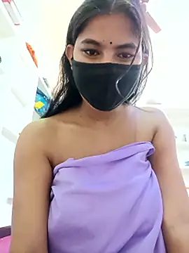 Hot radhaji online show from January 11, 2026, 10:42 am