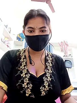 Snapshot of Hot_radhaji chatting on March 19, 2026, 2:15 am Hot radhaji online show from March 19, 2026, 2:15 am