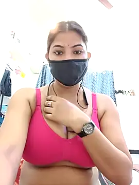 Hot radhaji online show from May 13, 2026, 2:42 am