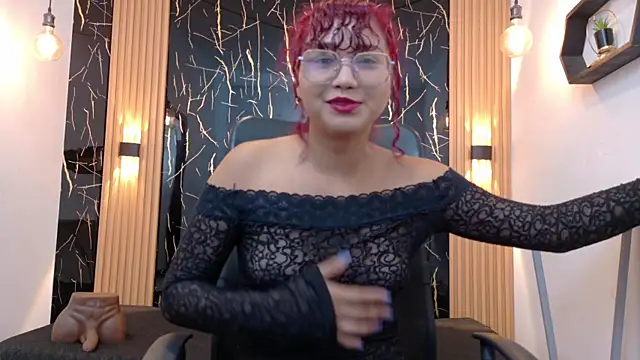 Snapshot of SamanthaFox_8 chatting on June 26, 2026, 11:36 am SamanthaFox 8 online show from June 26, 2026, 11:36 am