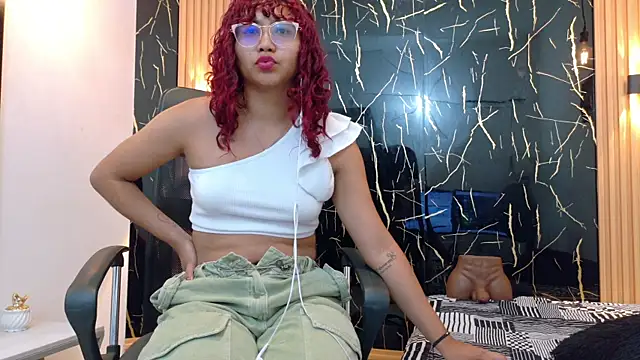 Snapshot of SamanthaFox_8 chatting on August 9, 2026, 11:26 am SamanthaFox 8 online show from August 9, 2026, 11:26 am
