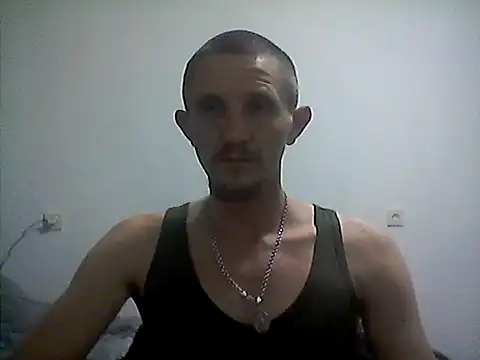 Twolatte online show from January 7, 2026, 3:20 am