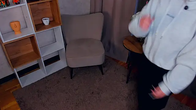 JenaeNosal online show from October 13, 2025, 6:13 am