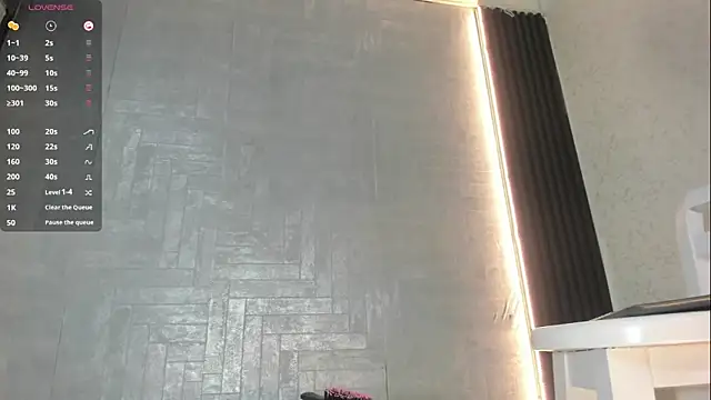 Alisson Steelersexy online show from June 14, 2026, 8:22 pm
