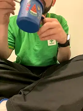 Snapshot of Nasho172737 chatting on December 1, 2025, 5:51 pm Nasho172737 online show from December 1, 2025, 5:51 pm