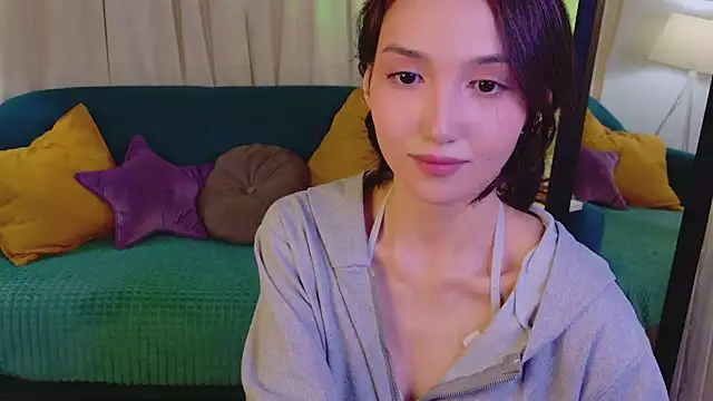 Snapshot of GentleMusee chatting on March 5, 2026, 6:31 am GentleMusee online show from March 5, 2026, 6:31 am