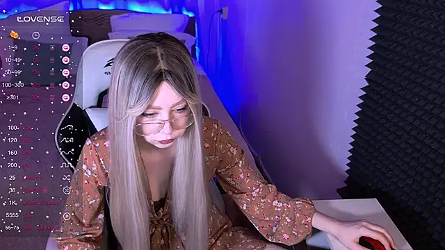 Snapshot of sofiisun chatting on February 20, 2026, 5:04 am sofiisun online show from February 20, 2026, 5:04 am