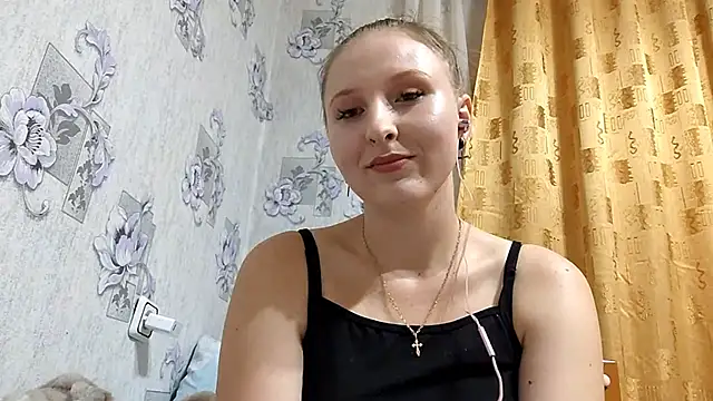 AlexisBaIler online show from October 8, 2025, 11:52 am