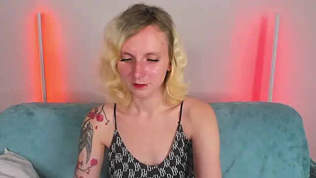 LikiLips online show from July 26, 2026, 8:21 am