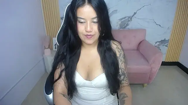 ailyn ch1 online show from January 14, 2026, 7:41 pm