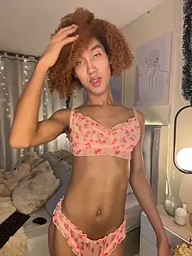 Chloe Celeste online show from December 18, 2025, 1:33 am