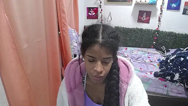 thianahorny online show from June 9, 2026, 1:01 pm