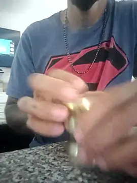 Juicydick420-xxx online show from January 7, 2026, 9:50 pm