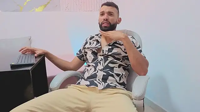 onlymen2025 online show from December 3, 2025, 10:41 pm