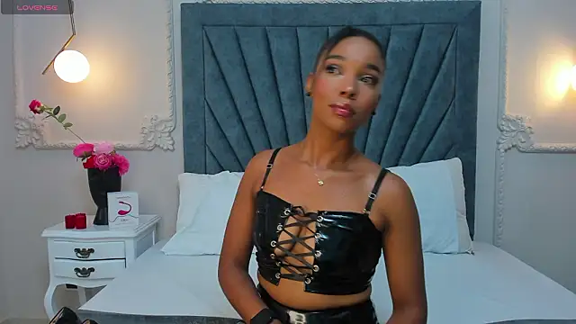 Bella-Torres online show from February 16, 2026, 4:08 am