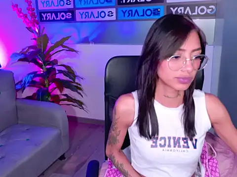 KarlaSlutSkinny   online show from October 8, 2025, 2:14 pm
