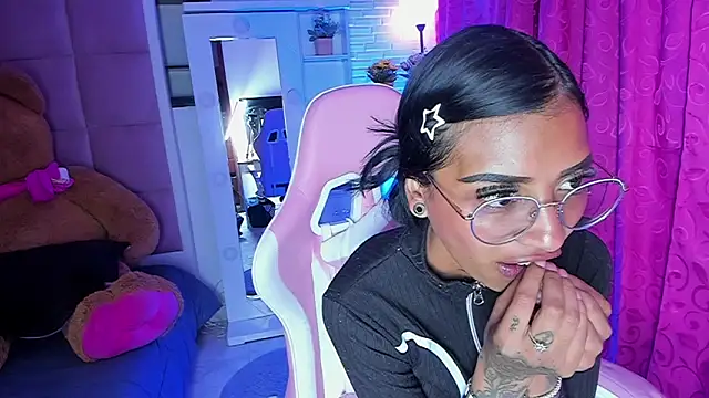 KarlaSlutSkinny   online show from March 10, 2026, 8:25 pm