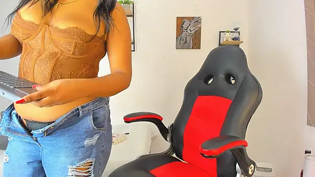 daniella molina1 online show from October 11, 2025, 8:29 pm