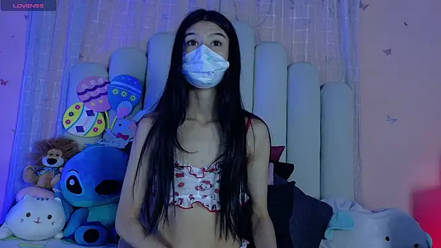 SweetRenata  online show from May 14, 2026, 11:39 am