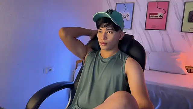 Snapshot of David_Nova chatting on November 11, 2025, 11:10 am David Nova online show from November 11, 2025, 11:10 am