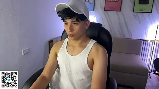 Snapshot of David_Nova chatting on January 8, 2026, 2:30 pm David Nova online show from January 8, 2026, 2:30 pm