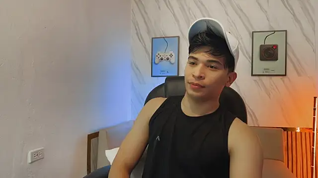 Snapshot of David_Nova chatting on January 18, 2026, 12:09 pm David Nova online show from January 18, 2026, 12:09 pm