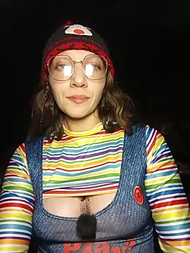 Lucy colee online show from November 14, 2025, 3:05 am