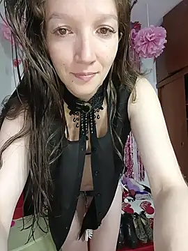 Snapshot of Lucy_colee chatting on February 10, 2026, 2:43 pm Lucy colee online show from February 10, 2026, 2:43 pm