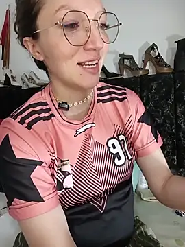 Snapshot of Lucy_colee chatting on March 14, 2026, 5:40 pm Lucy colee online show from March 14, 2026, 5:40 pm