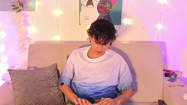 lua boy online show from March 24, 2026, 4:39 am