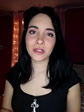 Snapshot of JulieGoth chatting on October 26, 2025, 9:42 pm JulieGoth online show from October 26, 2025, 9:42 pm